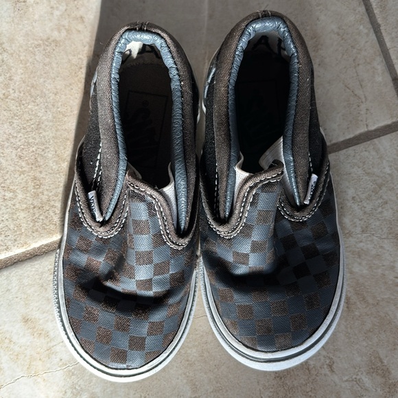 Vans checker slip on size 8 toddler - Picture 2 of 2